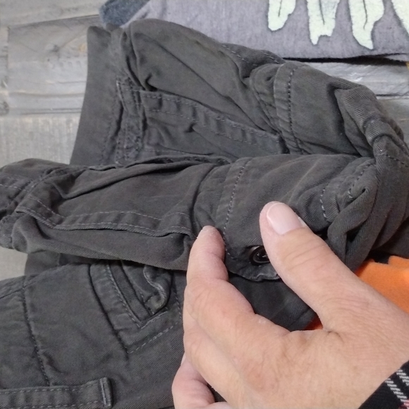 Men's BUNDLE AMERICAN EAGLE * HOLLISTER TEES & SHORTS*** SZ S / M CARGO WAIST 30 - Picture 8 of 15